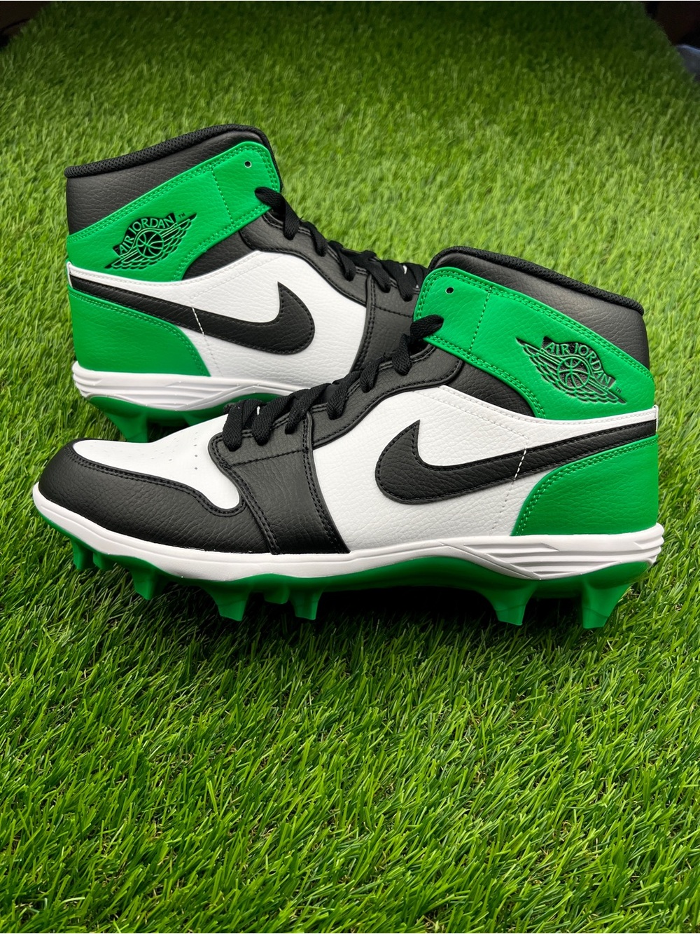 Nike Air Jordan 1 Mid TD Men’s Football Cleats White Black Green FJ6805 - 12